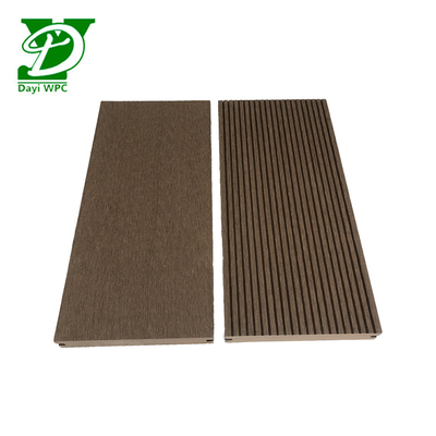 Decking de madera y plástico compuesto a prueba de agua