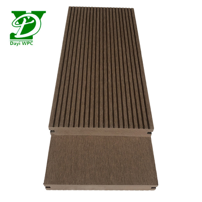 Decking de madera y plástico compuesto a prueba de agua