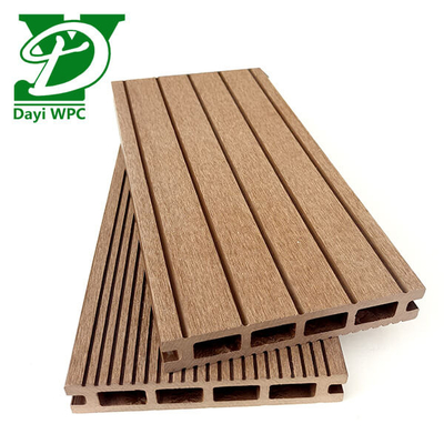 Piso de cubierta exterior WPC antiagua hueco para piscinas por encima de 18 mm