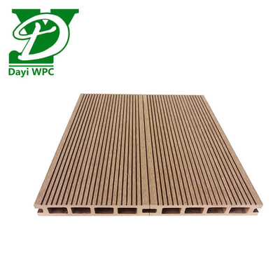 Piso de cubierta exterior WPC antiagua hueco para piscinas por encima de 18 mm