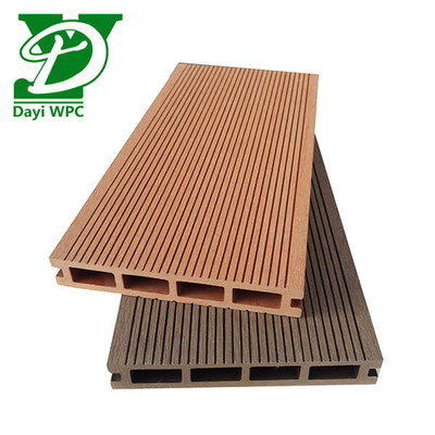 Decking de WPC compuesto duradero personalizado para piscinas y jardines