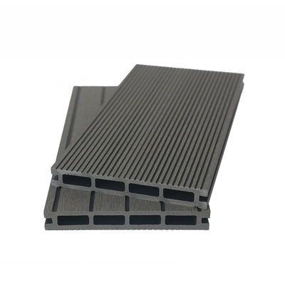 Decking de WPC compuesto hueco e impermeable moderno por encima del grosor de 18 mm