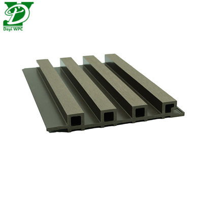 Los paneles de la pared exterior de WPC son ecológicos, resistentes a los rayos UV y a la humedad