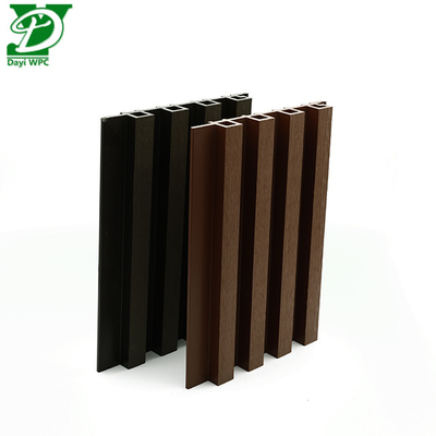 Amplia variedad de paneles de pared exteriores de WPC duraderos y resistentes al agua