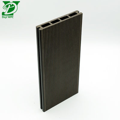 WPC de revestimiento de techo compuesto en relieve profundo resistente al agua duradera